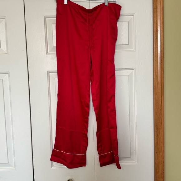 Natori Private Luxuries Pajama Set Women M Top Pants Red Satin Lounge PJ’s Soft - Picture 3 of 8